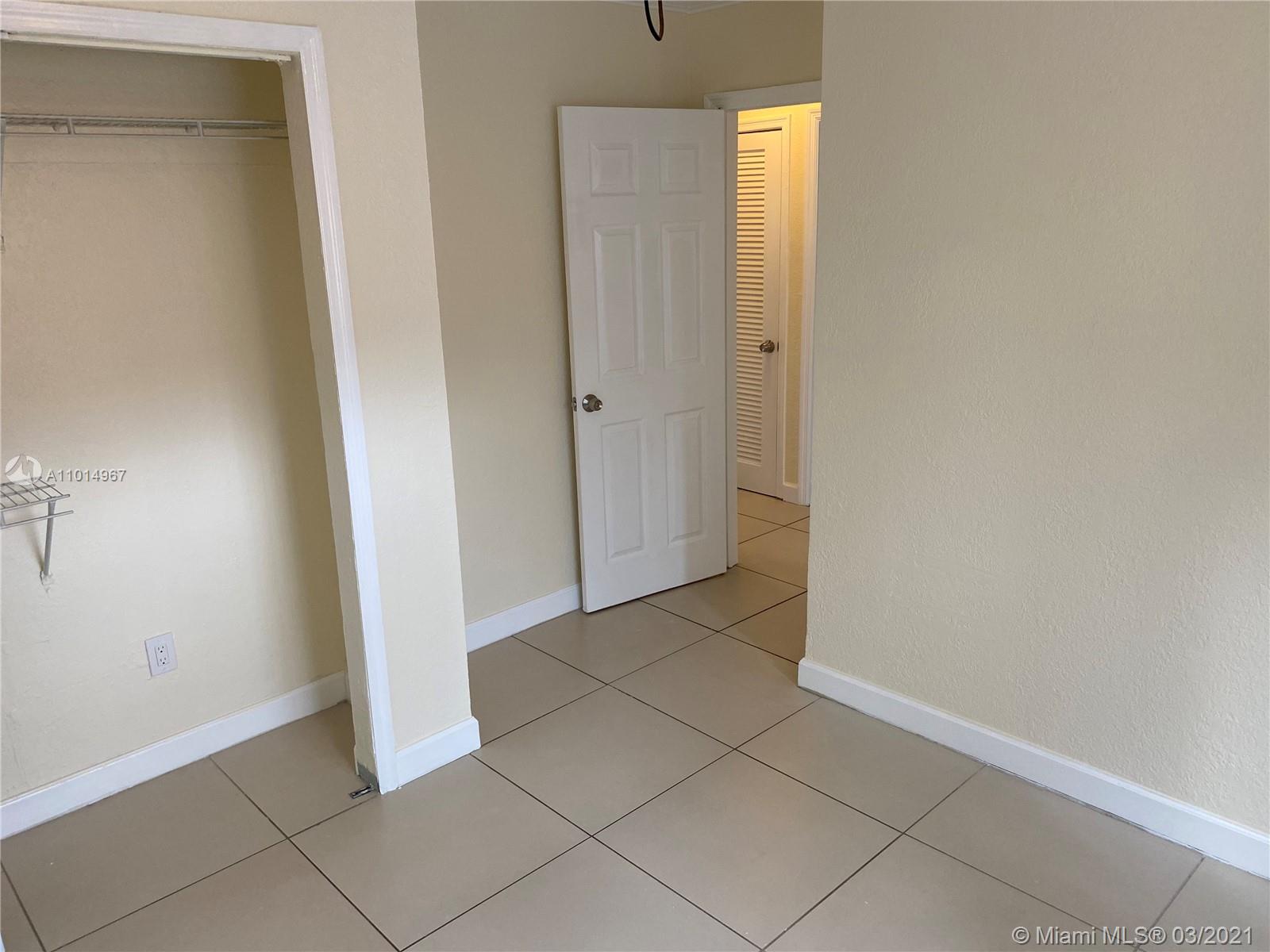 See details / 1735 sq. ft. $ 2021-03-18 0 Photo