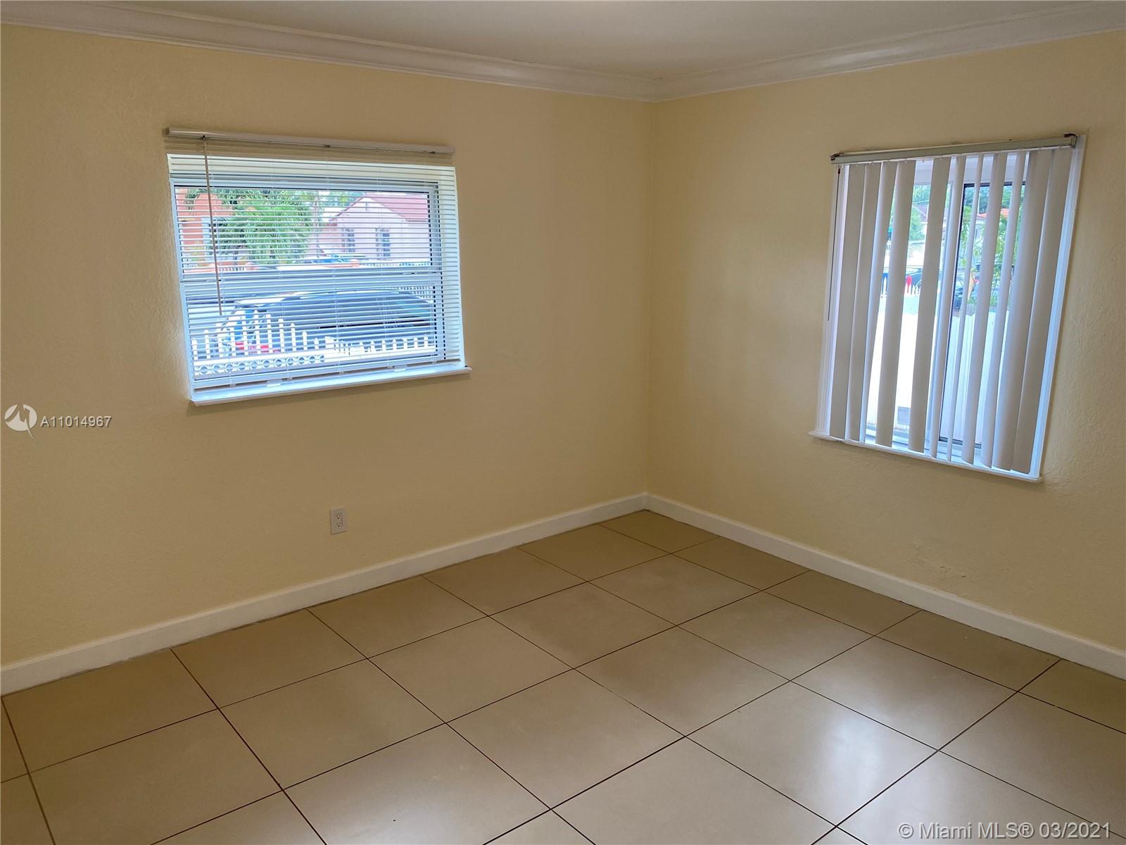 See details / 1735 sq. ft. $ 2021-03-18 0 Photo