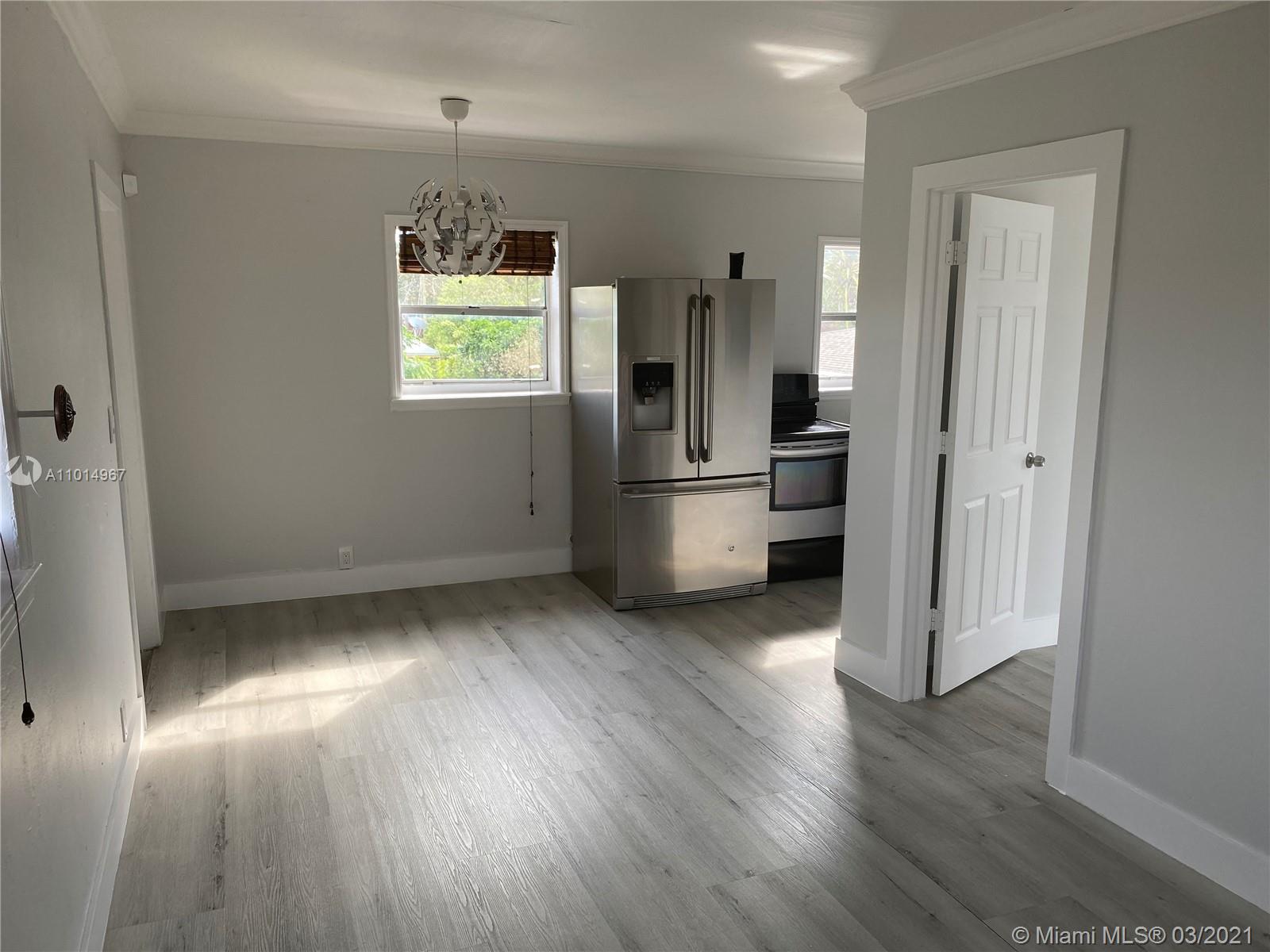 See details / 1735 sq. ft. $ 2021-03-18 0 Photo