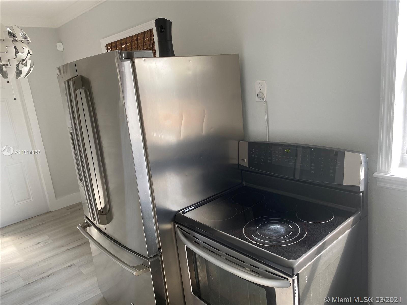 See details / 1735 sq. ft. $ 2021-03-18 0 Photo