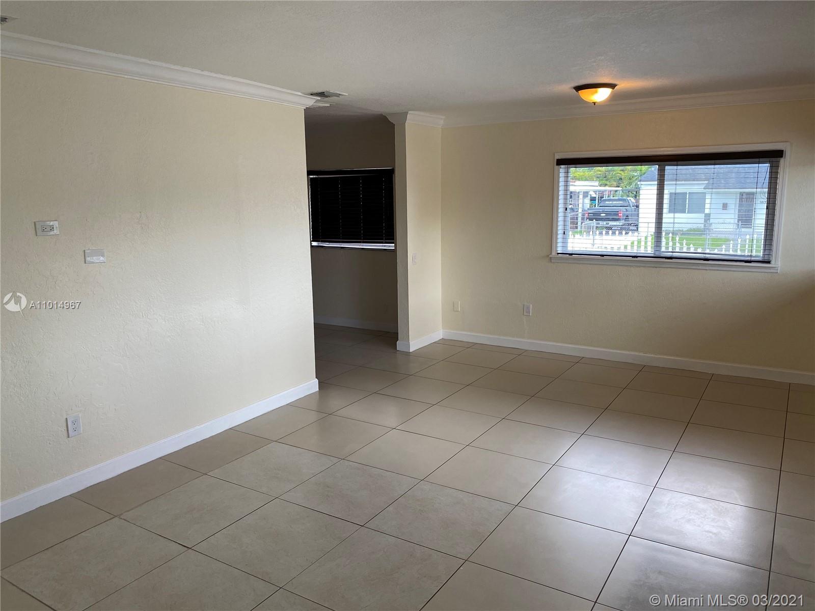 See details / 1735 sq. ft. $ 2021-03-18 0 Photo