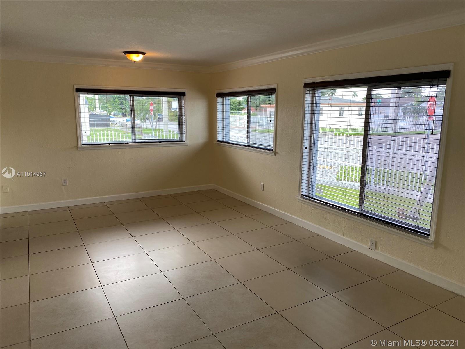 See details / 1735 sq. ft. $ 2021-03-18 0 Photo