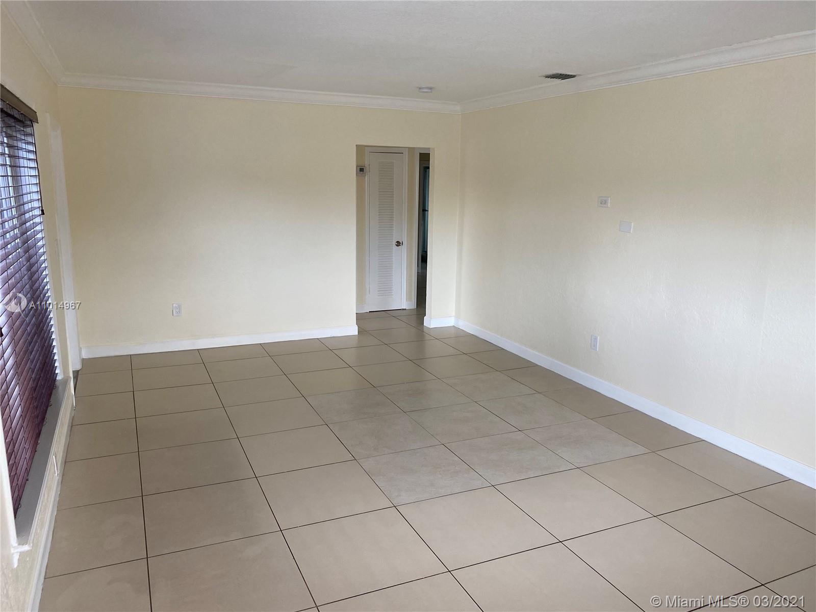 See details / 1735 sq. ft. $ 2021-03-18 0 Photo
