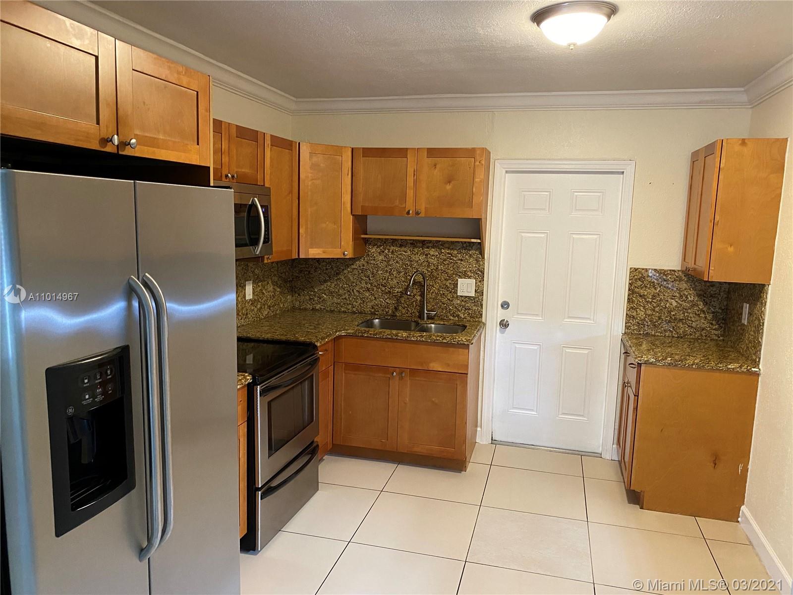 See details / 1735 sq. ft. $ 2021-03-18 0 Photo