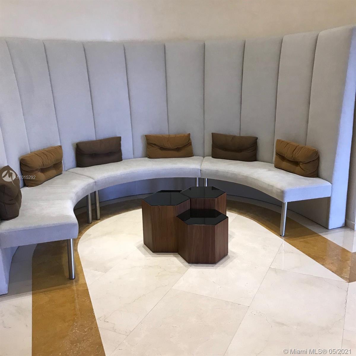 Photo of 19355 Turnberry Way #4H, Aventura, Florida, 33180 -