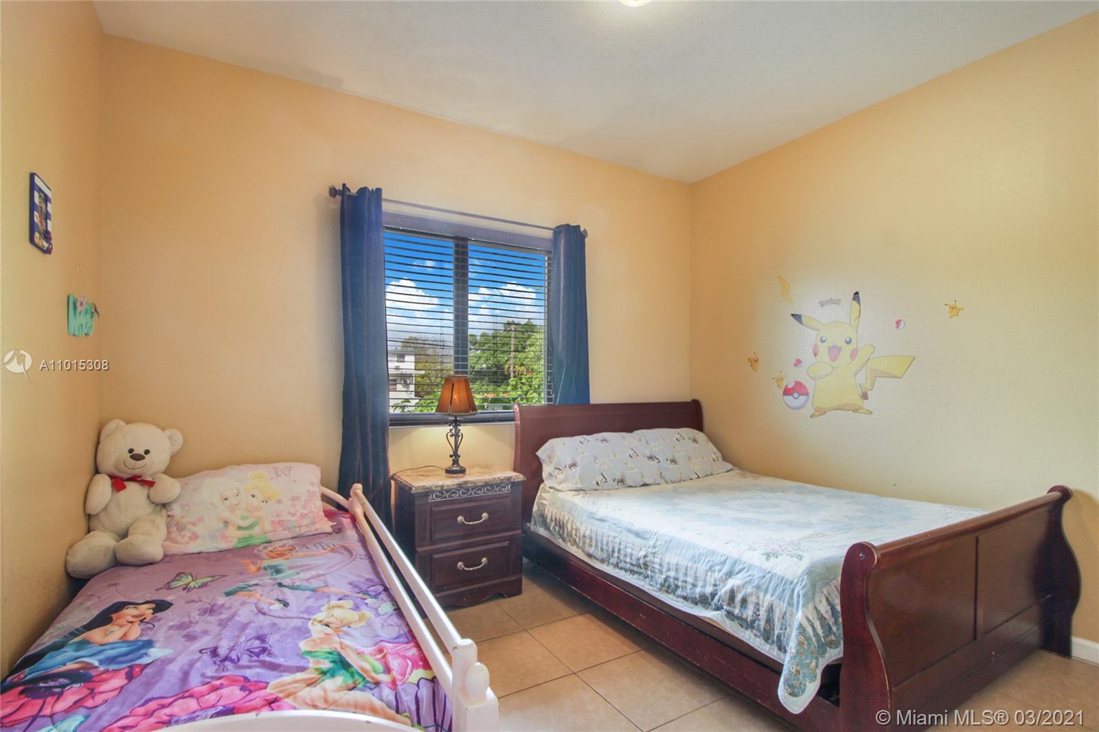 See details / 2994 sq. ft. $ 2021-03-18 0 Photo