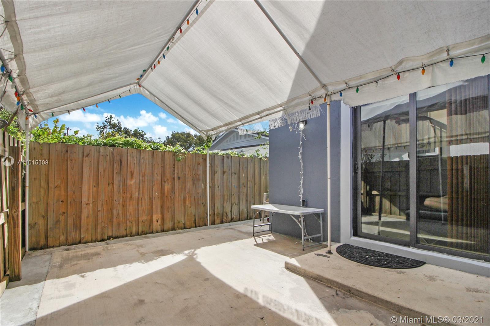 See details / 2994 sq. ft. $ 2021-03-18 0 Photo
