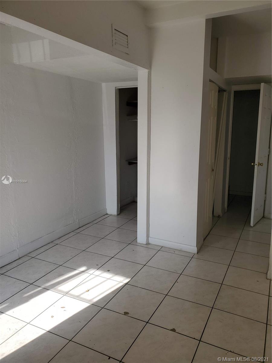See details / 1559 sq. ft. $ 2021-03-19 0 Photo