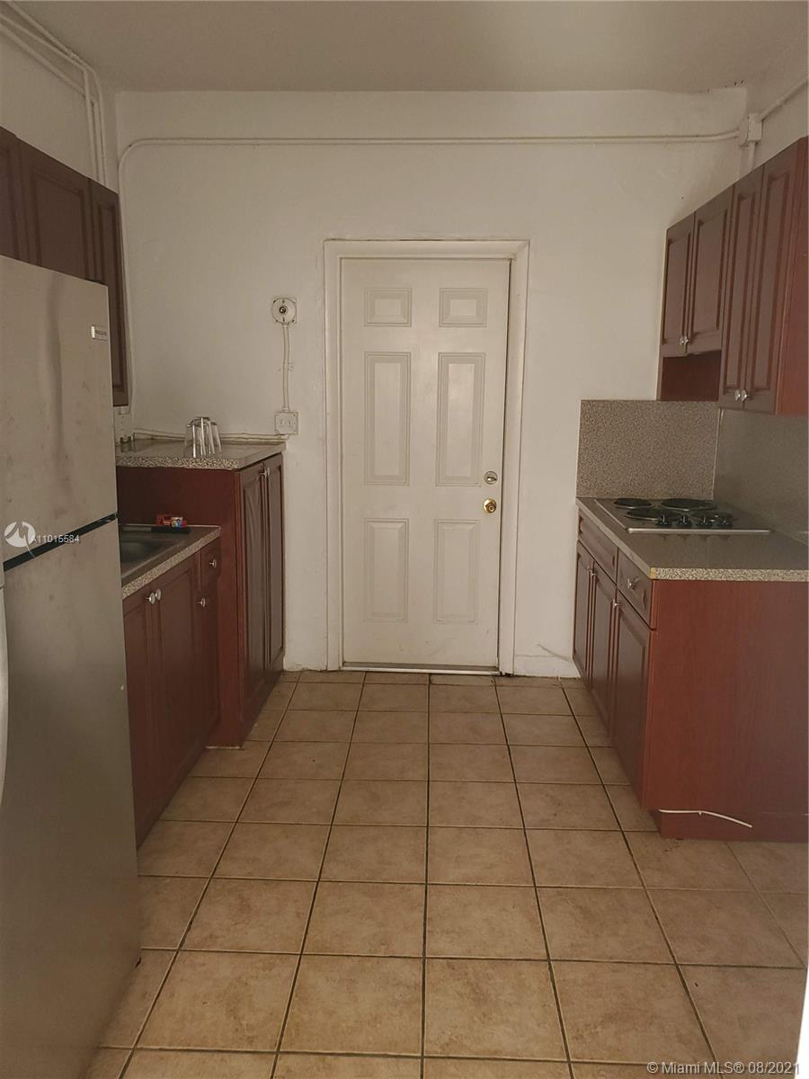 See details / 1559 sq. ft. $ 2021-03-19 0 Photo