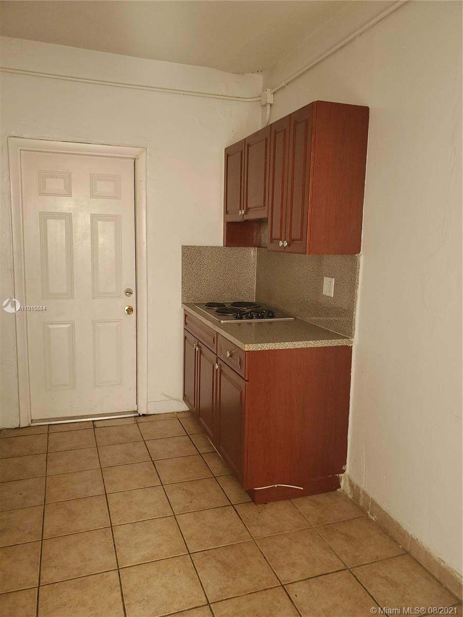 See details / 1559 sq. ft. $ 2021-03-19 0 Photo