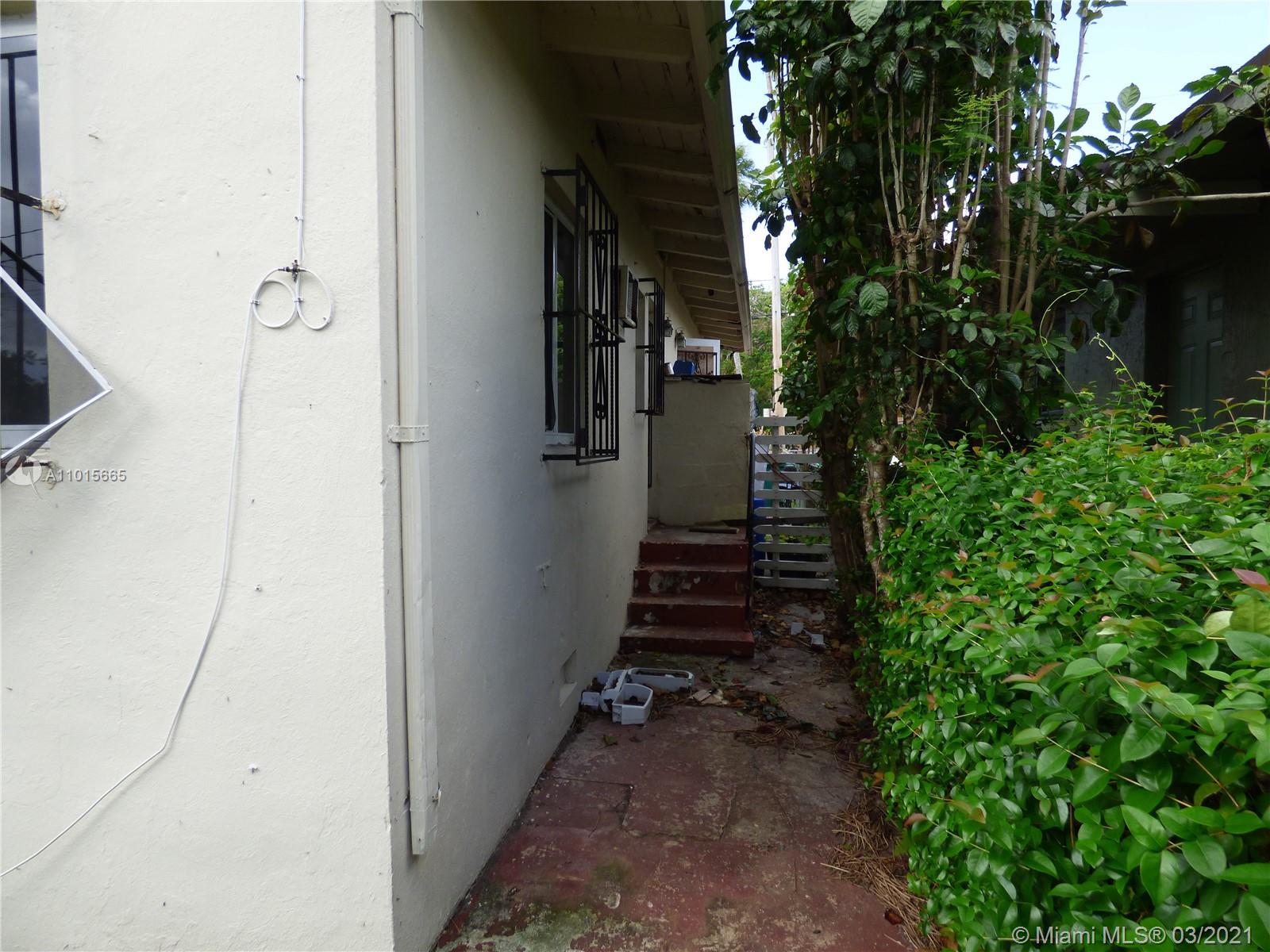 See details / 1290 sq. ft. $ 2021-03-19 0 Photo