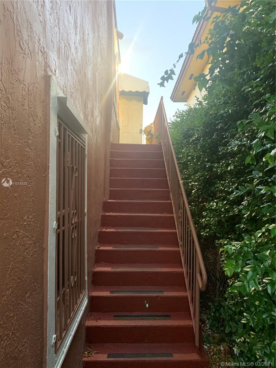 See details / 3644 sq. ft. $ 2021-03-19 0 Photo