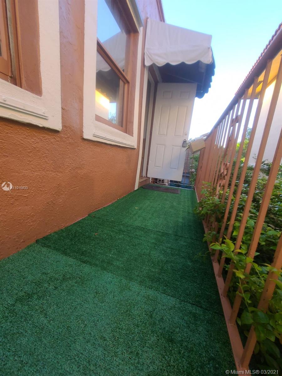 See details / 3644 sq. ft. $ 2021-03-19 0 Photo