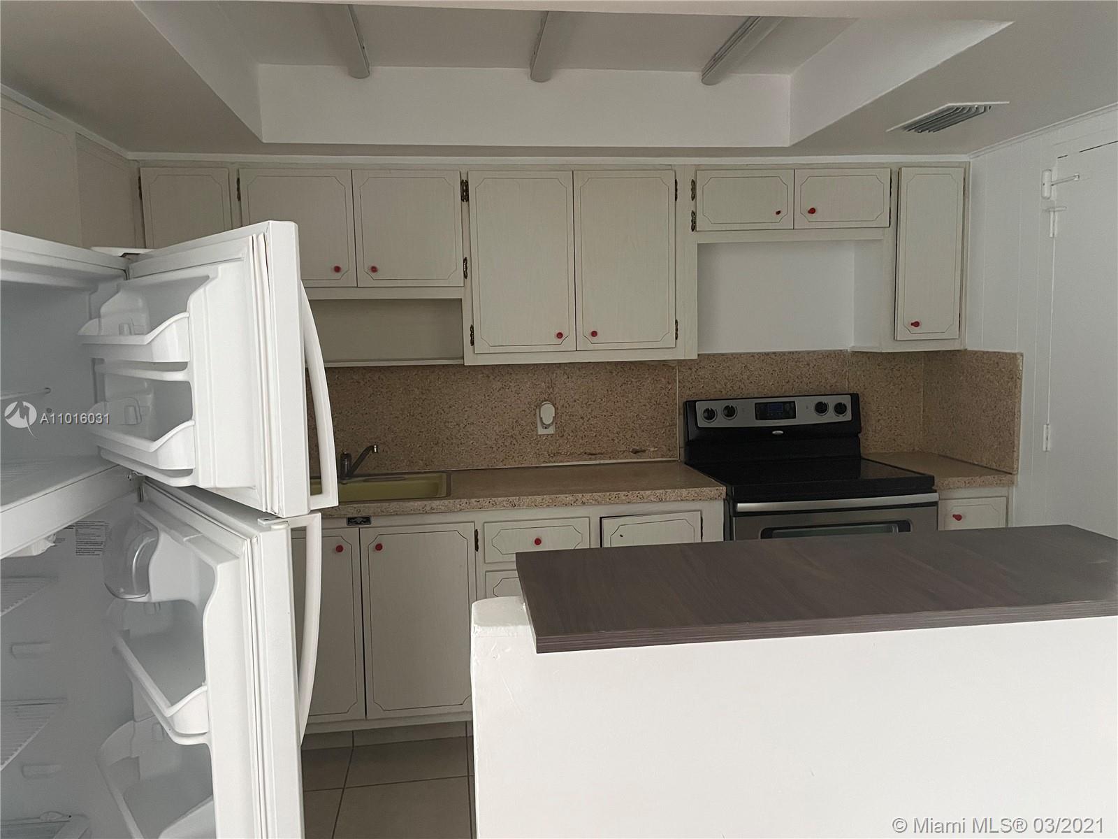 See details 9 UNITS / sq. ft. $ 2021-03-19 0 Photo