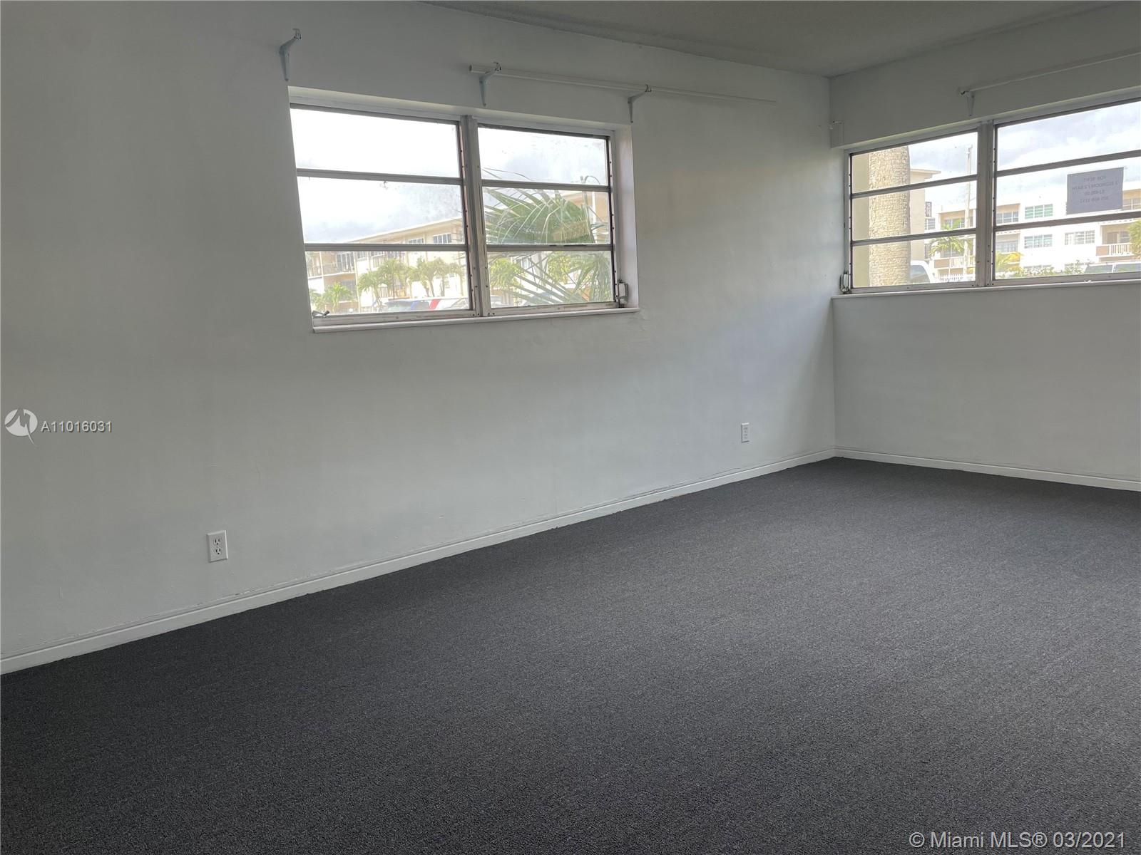 See details 9 UNITS / sq. ft. $ 2021-03-19 0 Photo