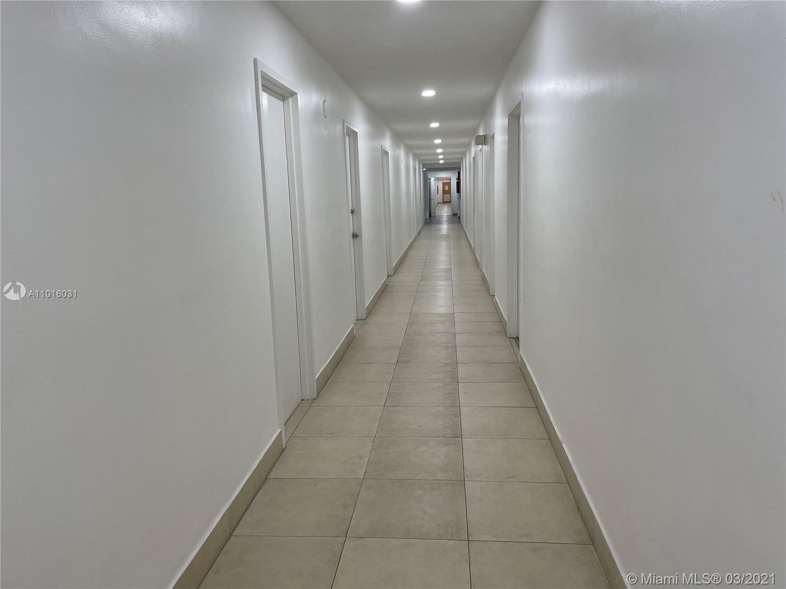 See details 9 UNITS / sq. ft. $ 2021-03-19 0 Photo