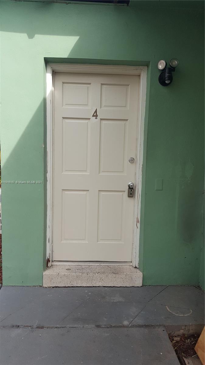 See details / 3423 sq. ft. $ 2021-03-20 0 Photo