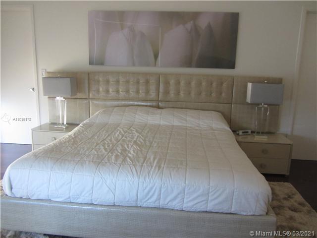 See details 3105 2 / 2 sq. ft. $ 2021-04-14 0 Photo