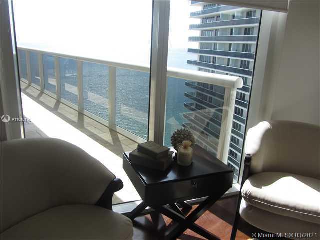 See details 3105 2 / 2 sq. ft. $ 2021-04-14 0 Photo