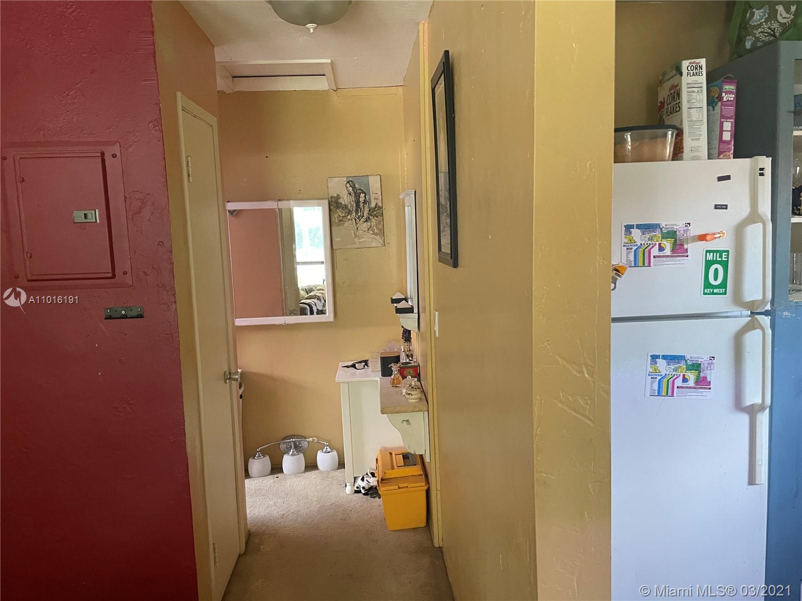 See details / 1255 sq. ft. $ 2021-03-20 0 Photo