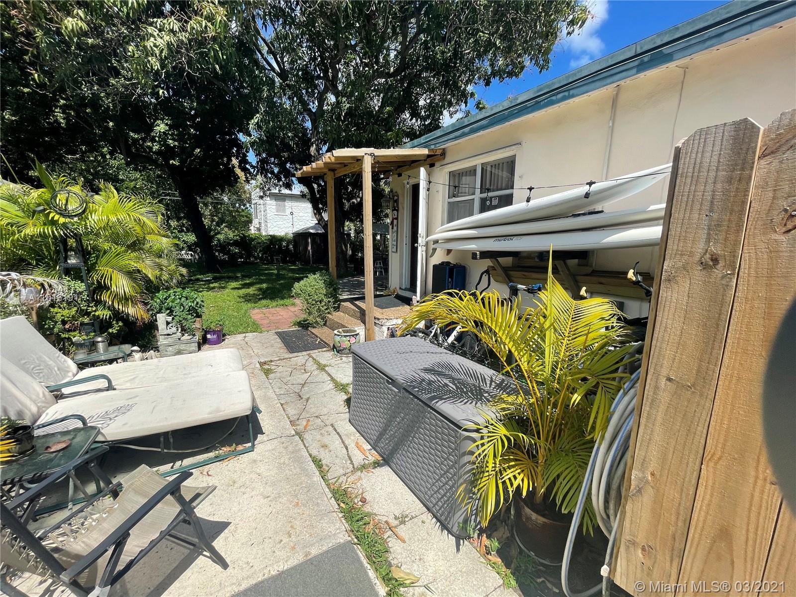 See details / 1255 sq. ft. $ 2021-03-20 0 Photo