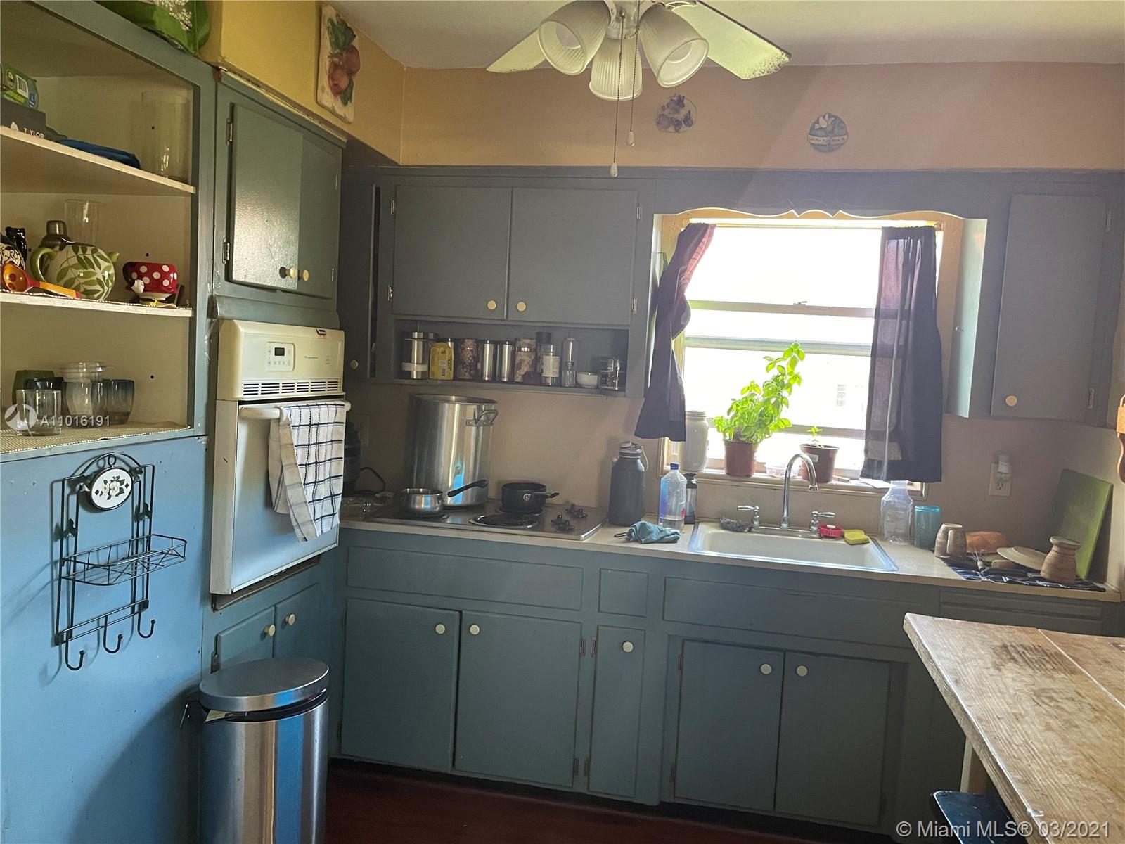 See details / 1255 sq. ft. $ 2021-03-20 0 Photo