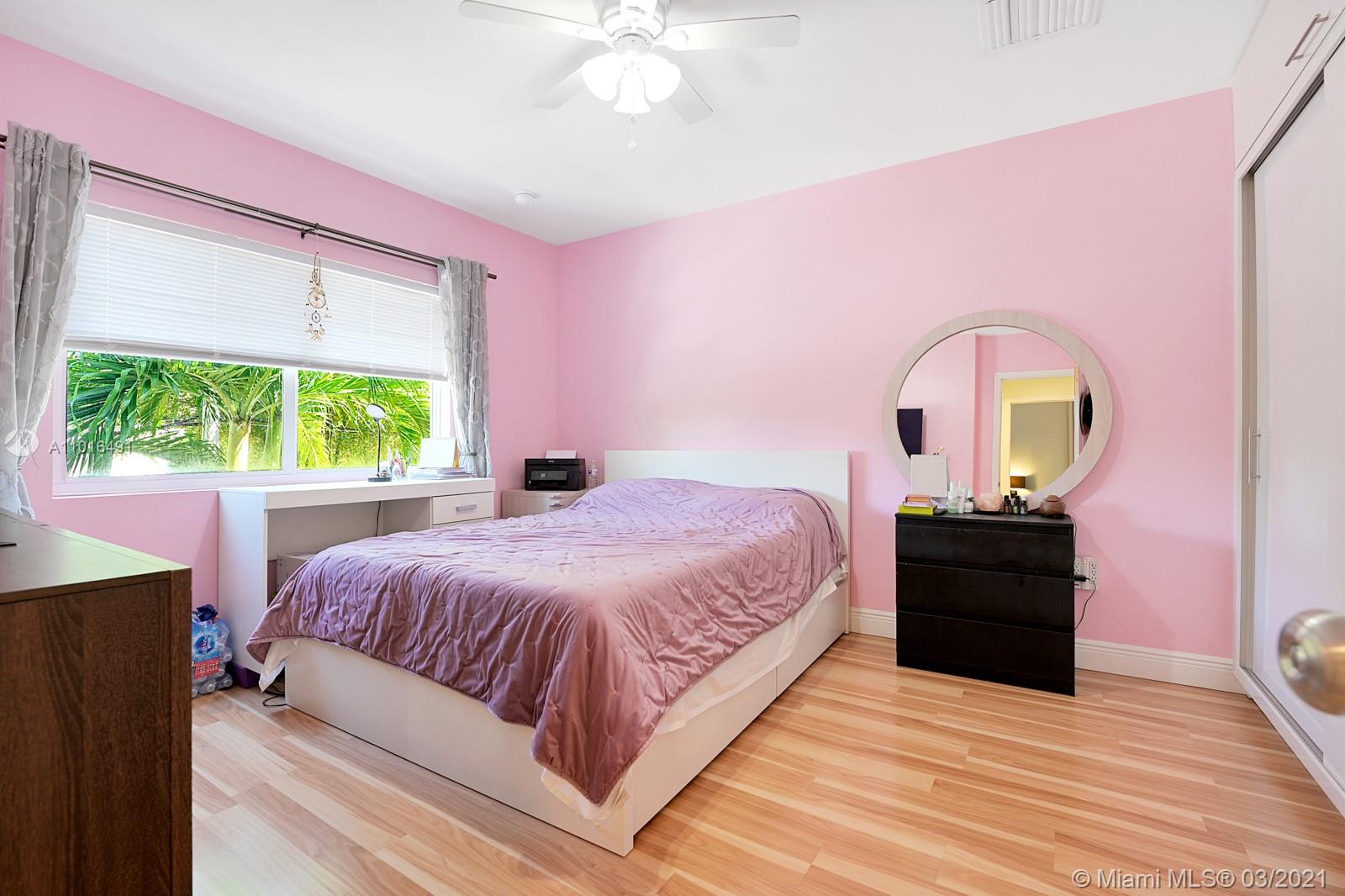 See details / 6286 sq. ft. $ 2021-03-22 0 Photo