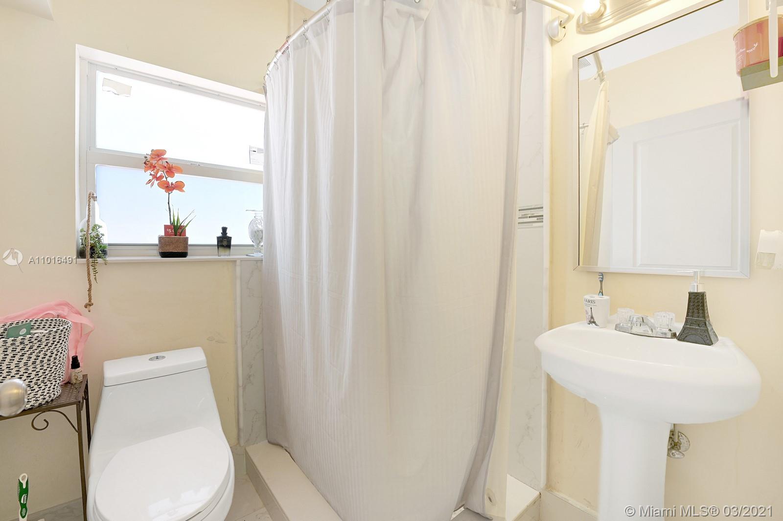 See details / 6286 sq. ft. $ 2021-03-22 0 Photo