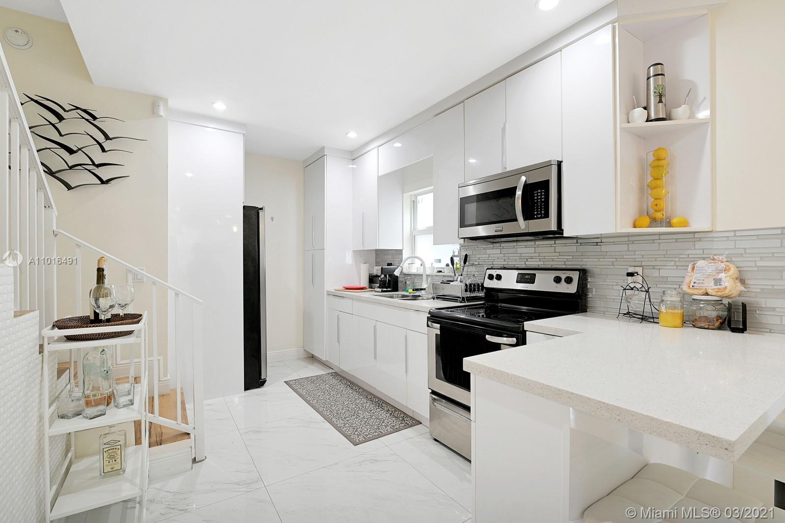See details / 6286 sq. ft. $ 2021-03-22 0 Photo