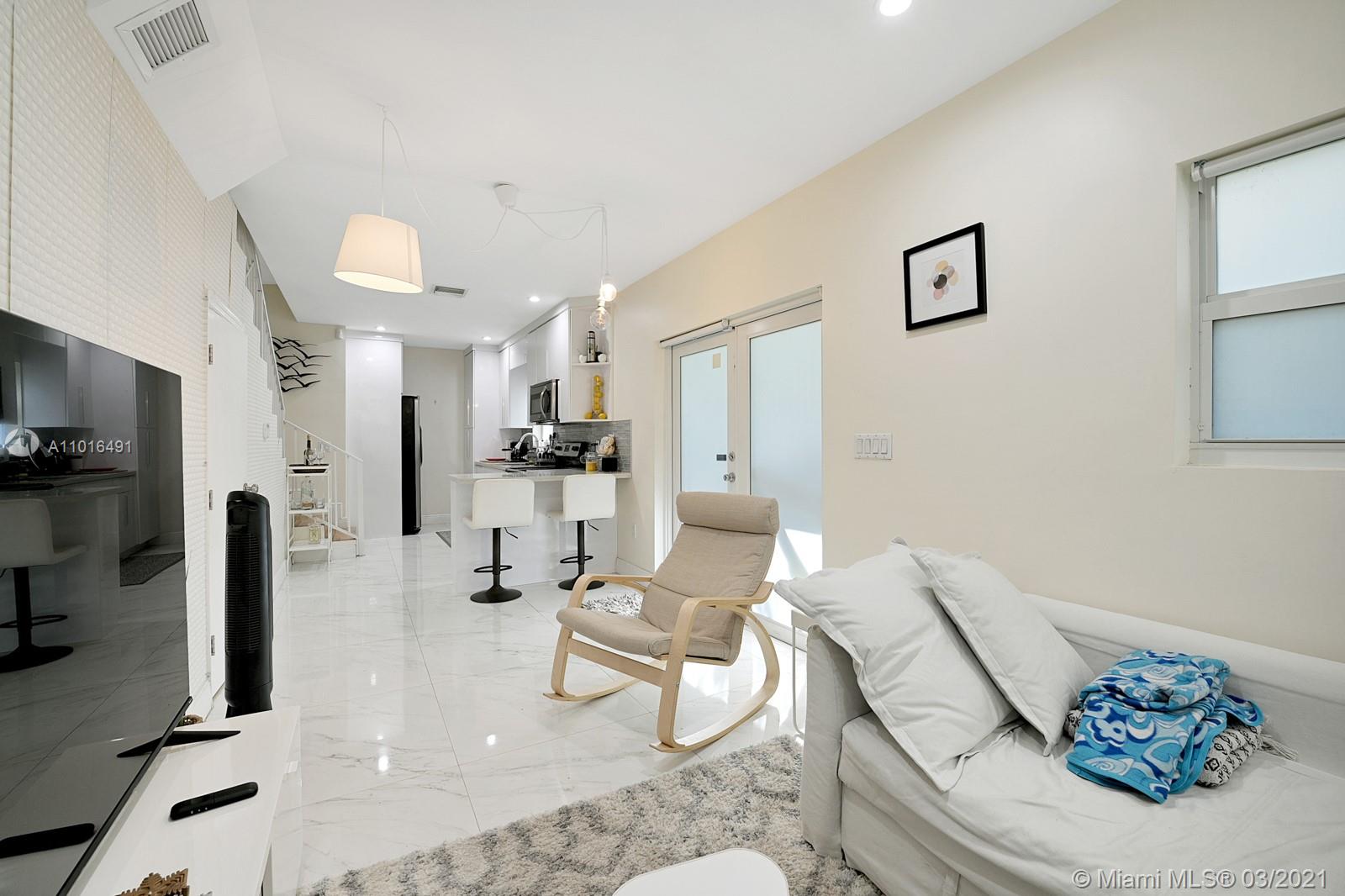 See details / 6286 sq. ft. $ 2021-03-22 0 Photo