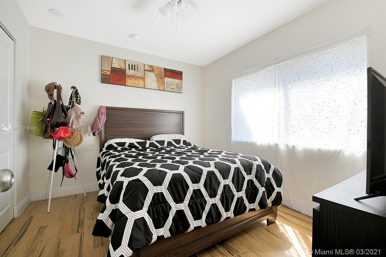 See details / 6286 sq. ft. $ 2021-03-22 0 Photo