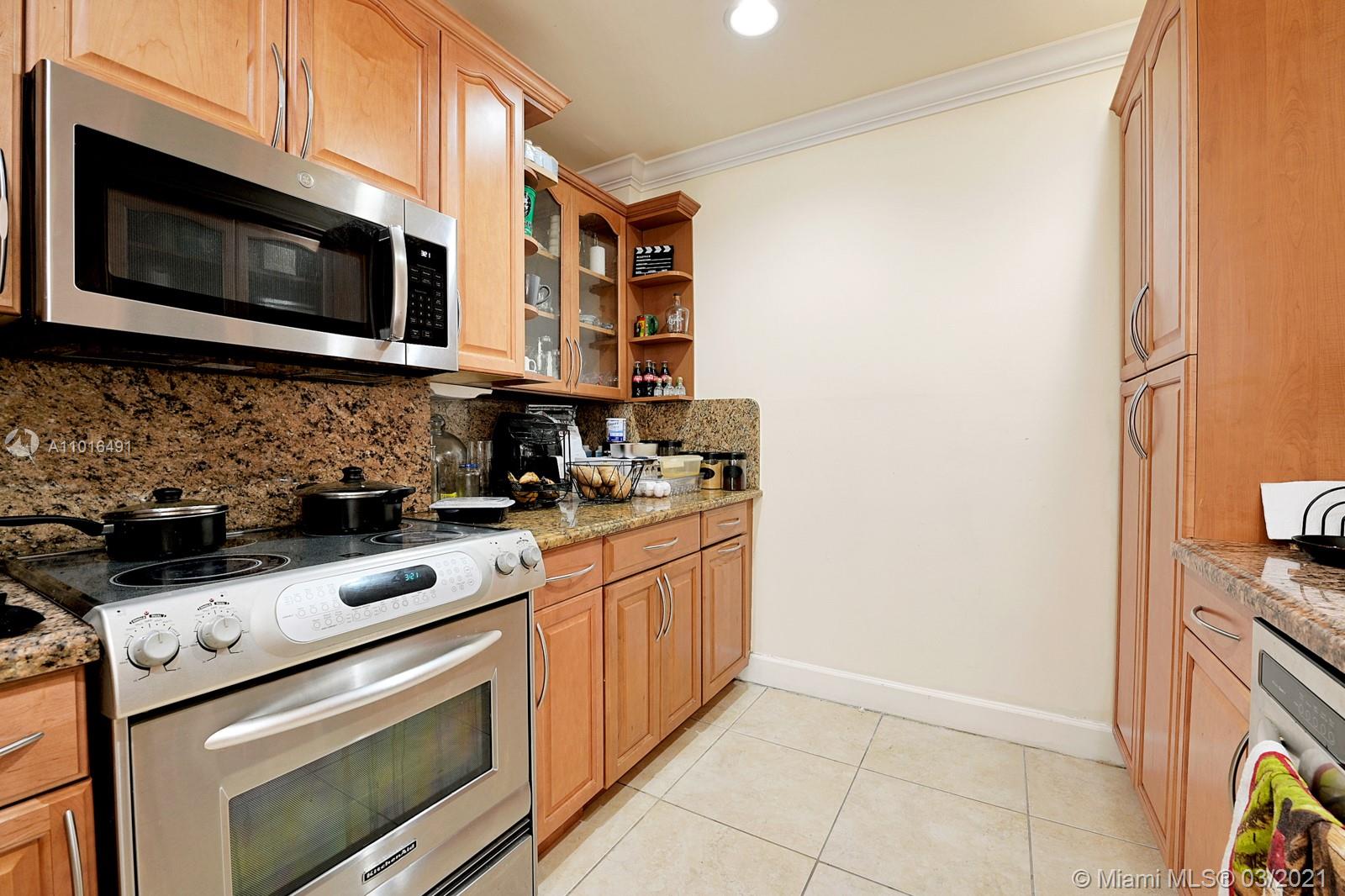 See details / 6286 sq. ft. $ 2021-03-22 0 Photo