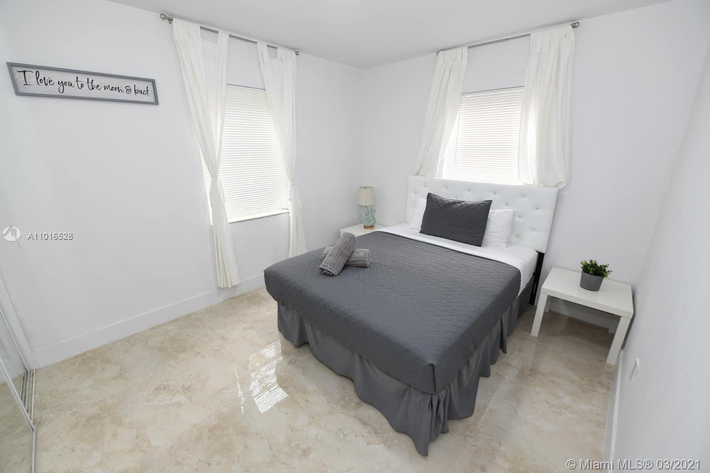 See details / 2413 sq. ft. $ 2021-03-22 0 Photo