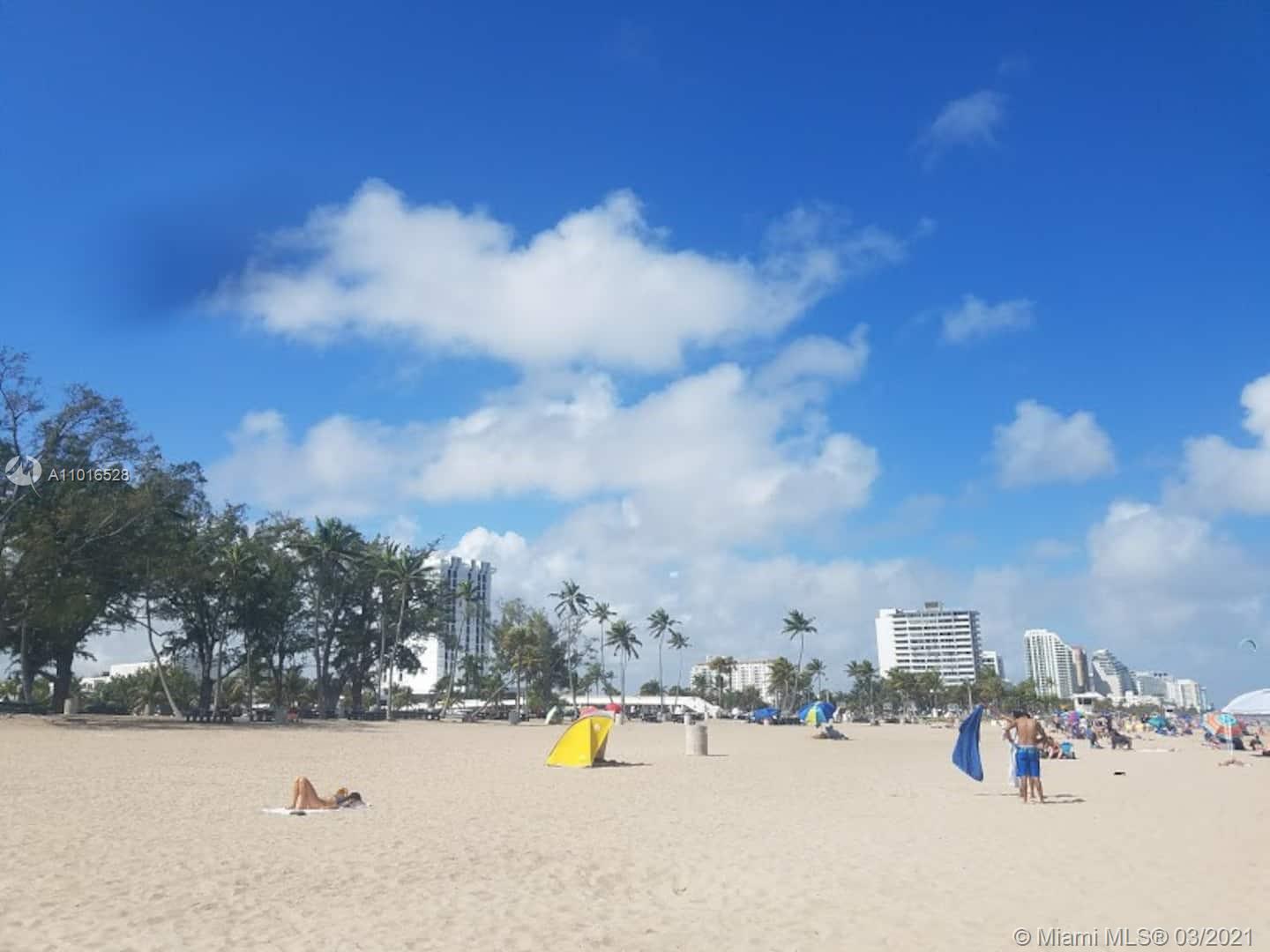 See details / 2413 sq. ft. $ 2021-03-22 0 Photo