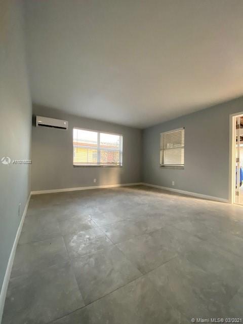 See details / 2072 sq. ft. $ 2021-03-22 0 Photo