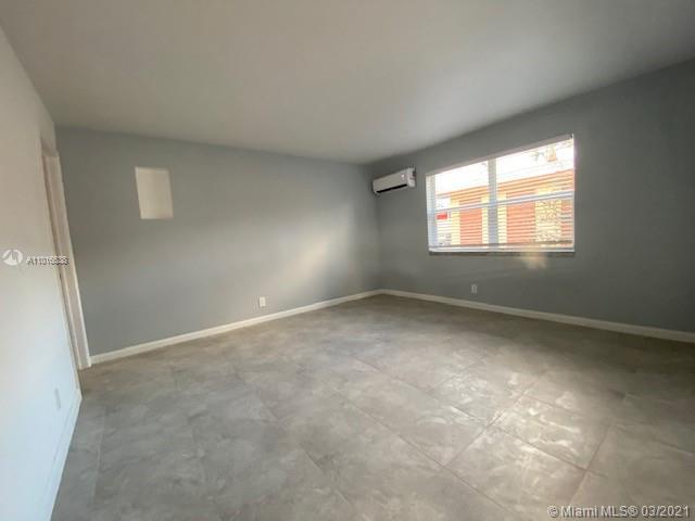 See details / 2072 sq. ft. $ 2021-03-22 0 Photo