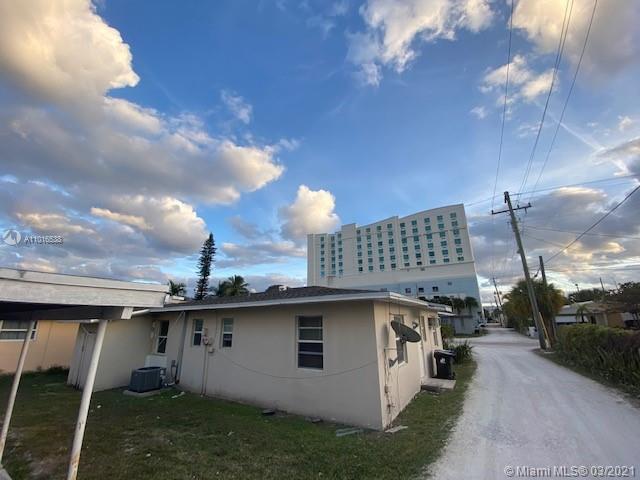 See details / 2072 sq. ft. $ 2021-03-22 0 Photo