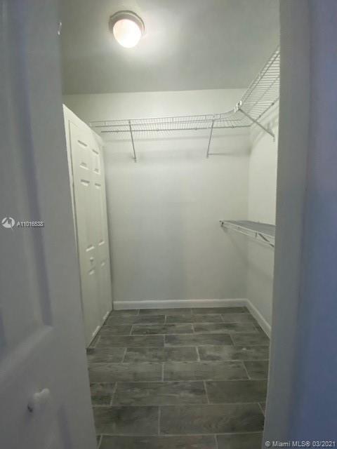 See details / 2072 sq. ft. $ 2021-03-22 0 Photo