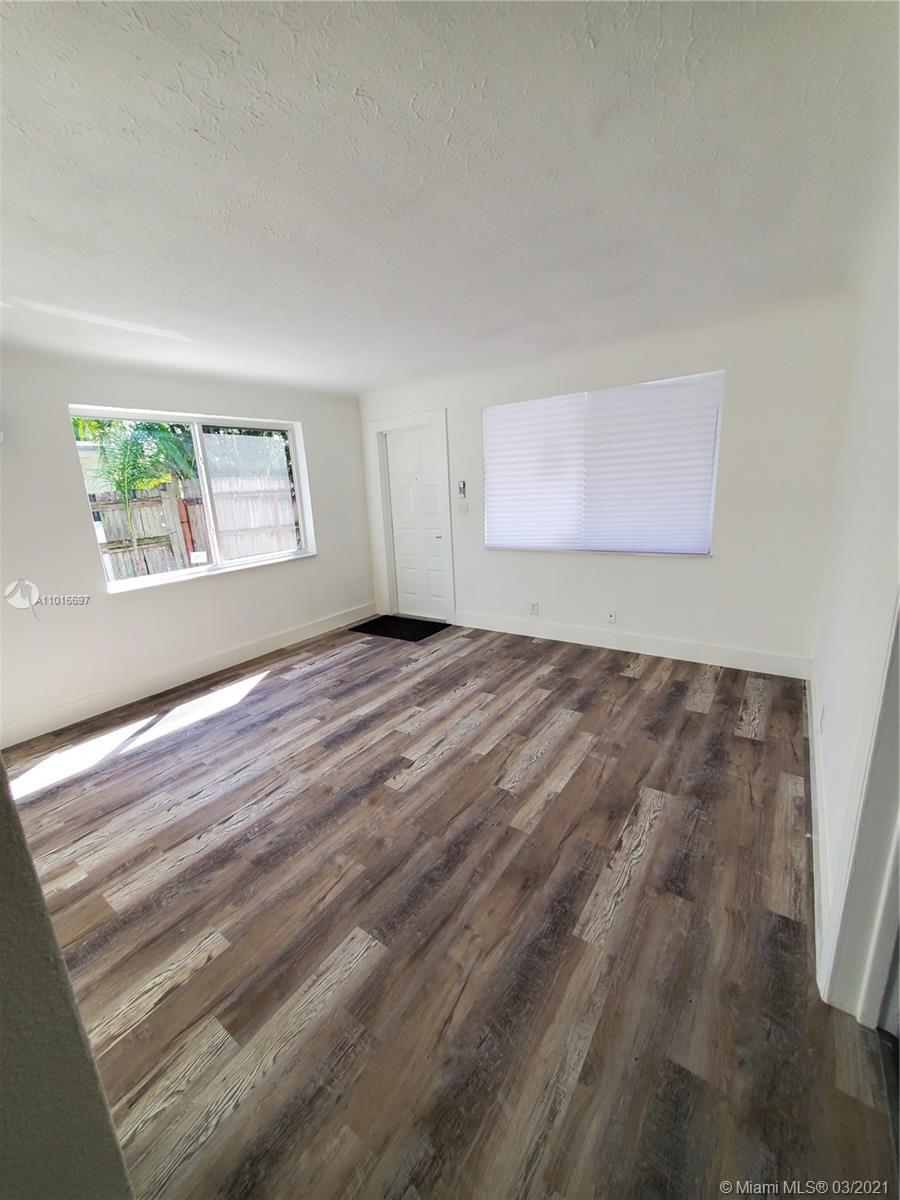 See details / 1420 sq. ft. $ 2021-03-22 0 Photo