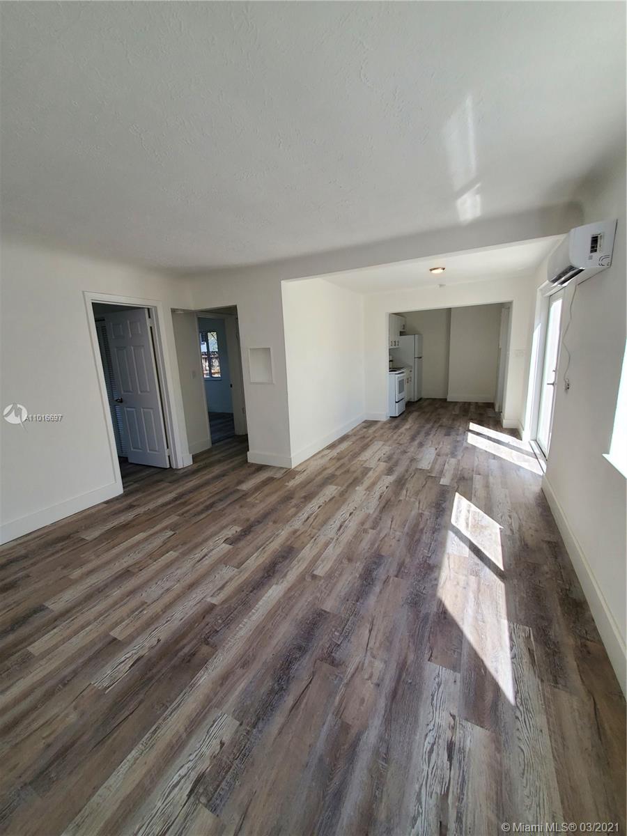 See details / 1420 sq. ft. $ 2021-03-22 0 Photo