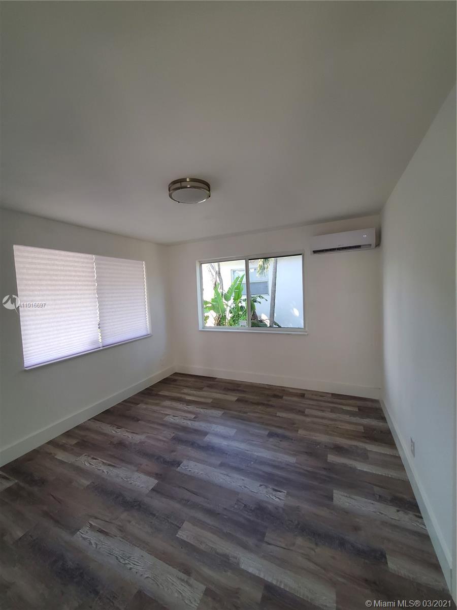 See details / 1420 sq. ft. $ 2021-03-22 0 Photo