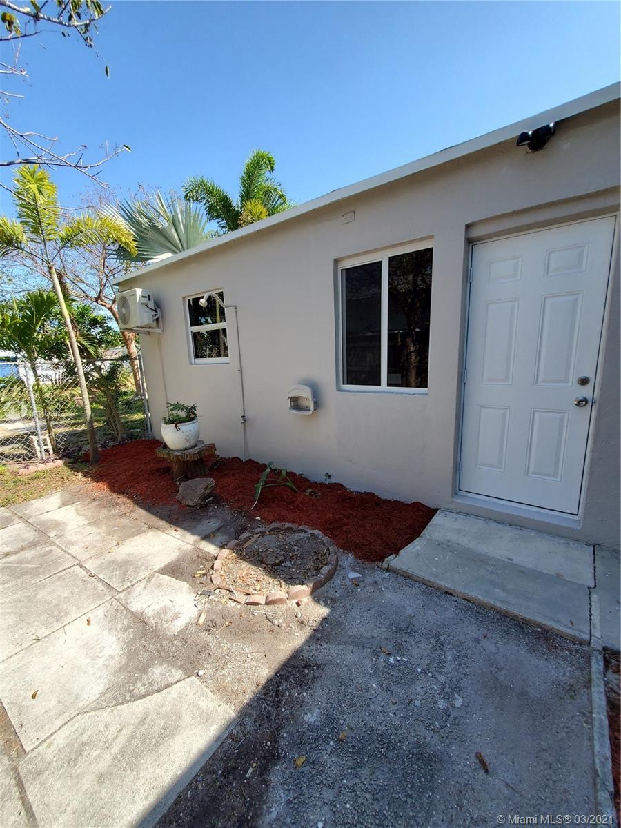 See details / 1420 sq. ft. $ 2021-03-22 0 Photo