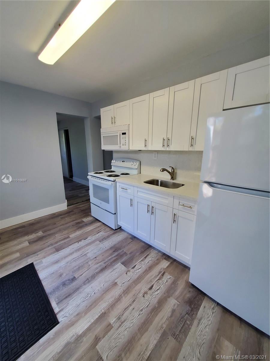 See details / 1420 sq. ft. $ 2021-03-22 0 Photo