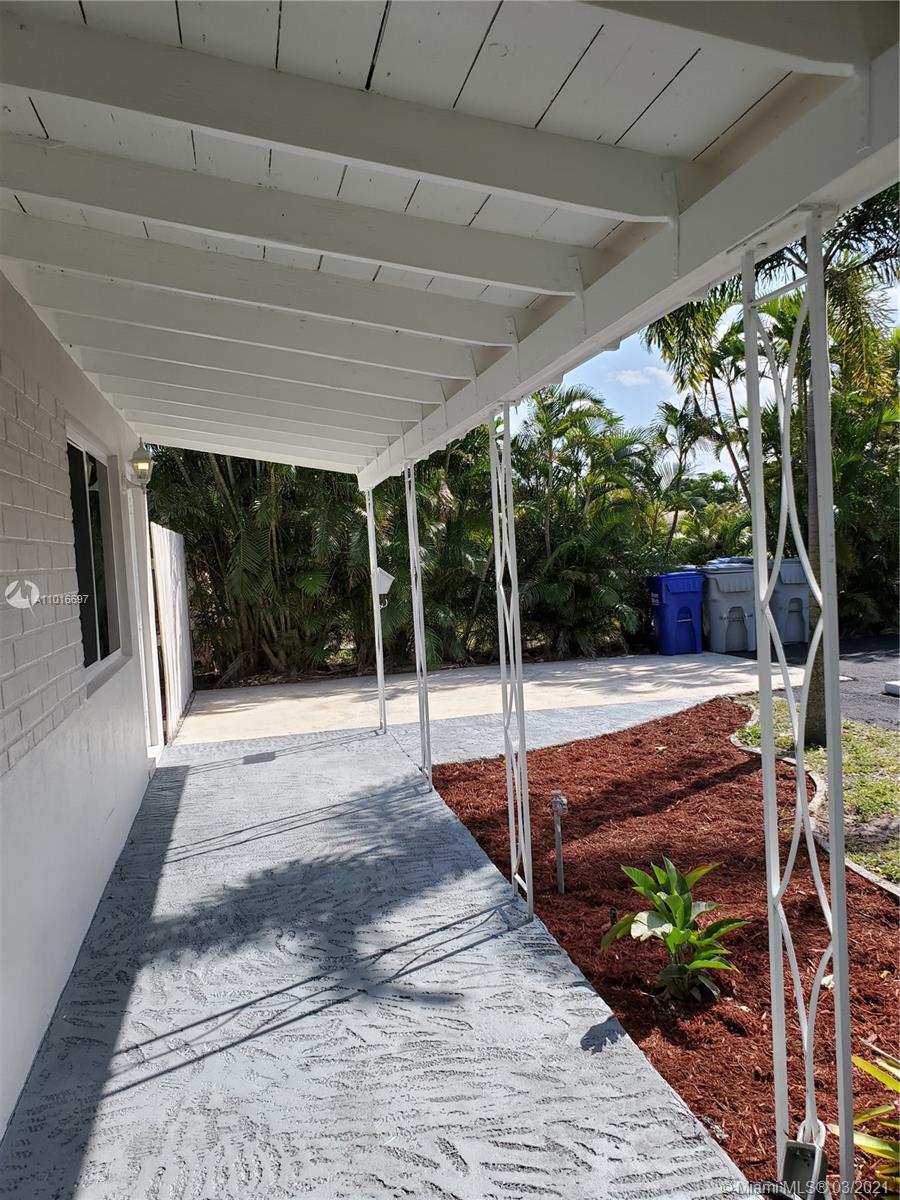 See details / 1420 sq. ft. $ 2021-03-22 0 Photo