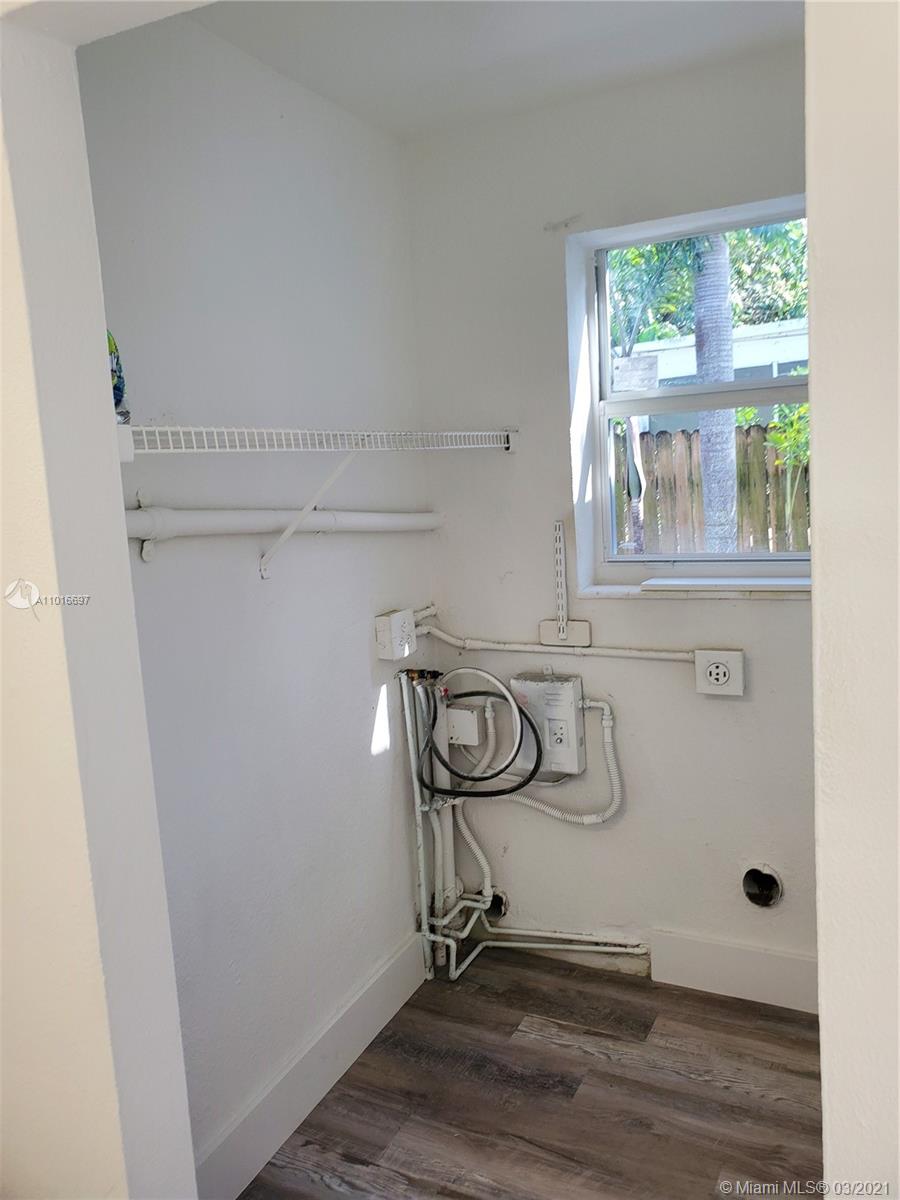 See details / 1420 sq. ft. $ 2021-03-22 0 Photo