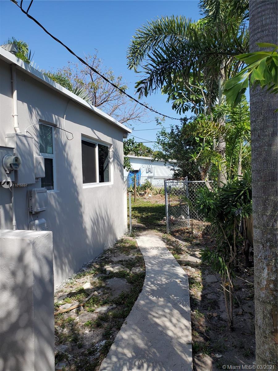 See details / 1420 sq. ft. $ 2021-03-22 0 Photo