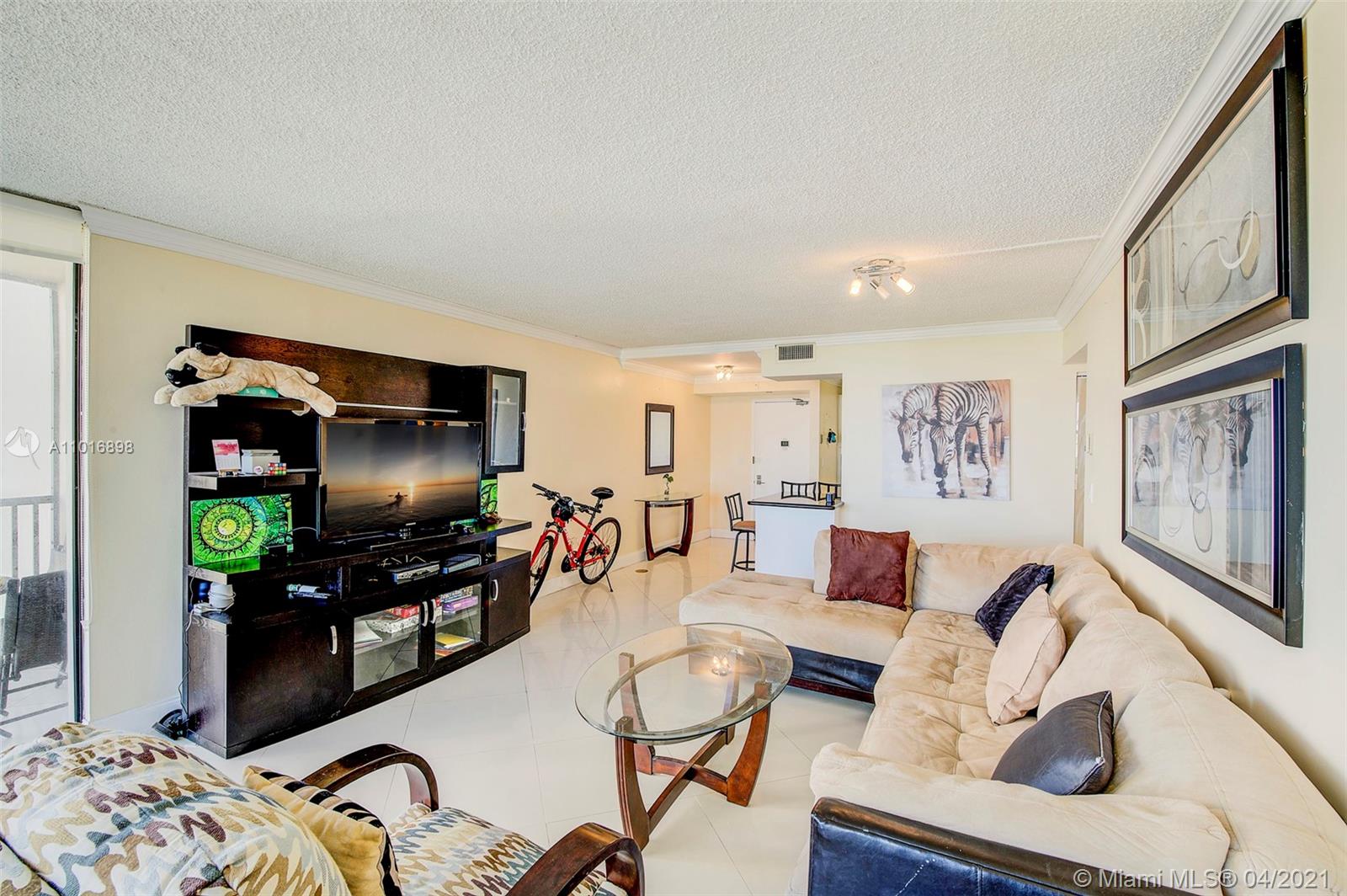 Photo of 20301 Country Club Dr #2023, Aventura, Florida, 33180 -