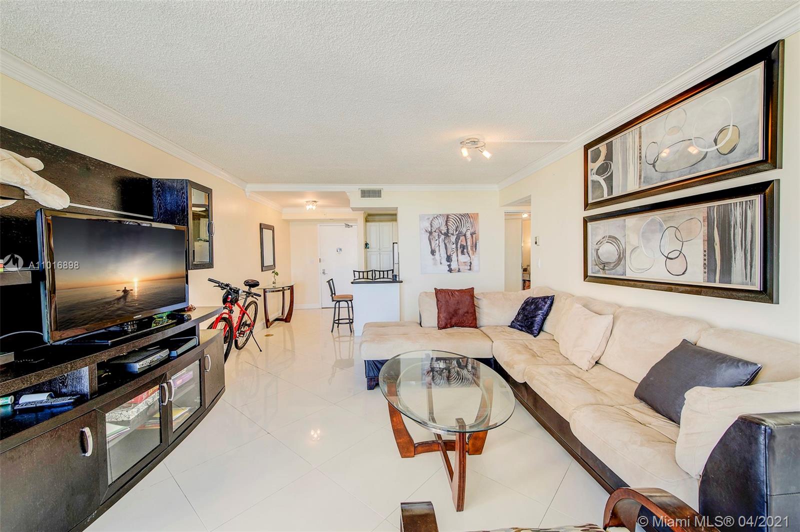 Photo of 20301 Country Club Dr #2023, Aventura, Florida, 33180 -