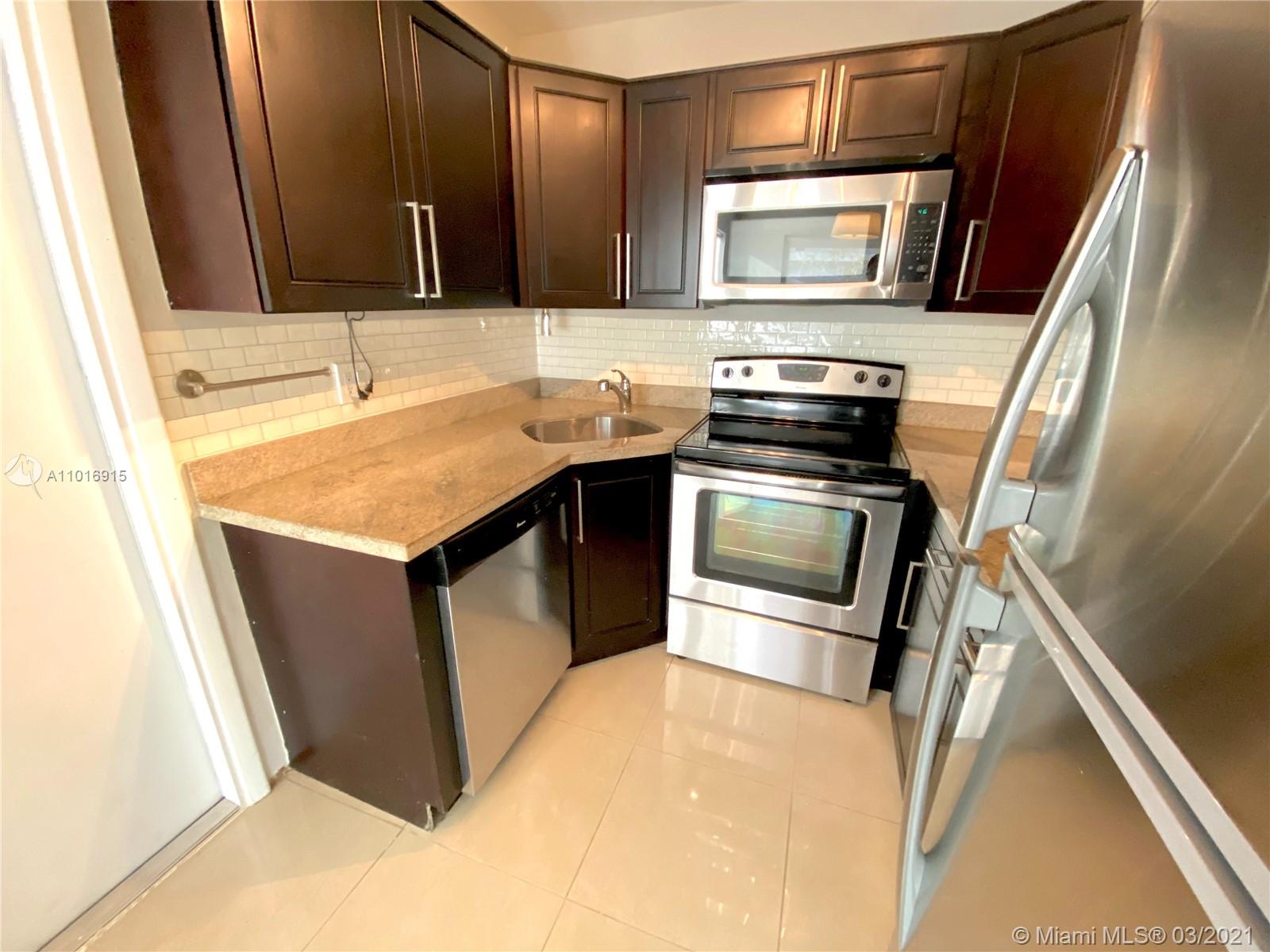 See details / 1995 sq. ft. $ 2021-03-22 0 Photo