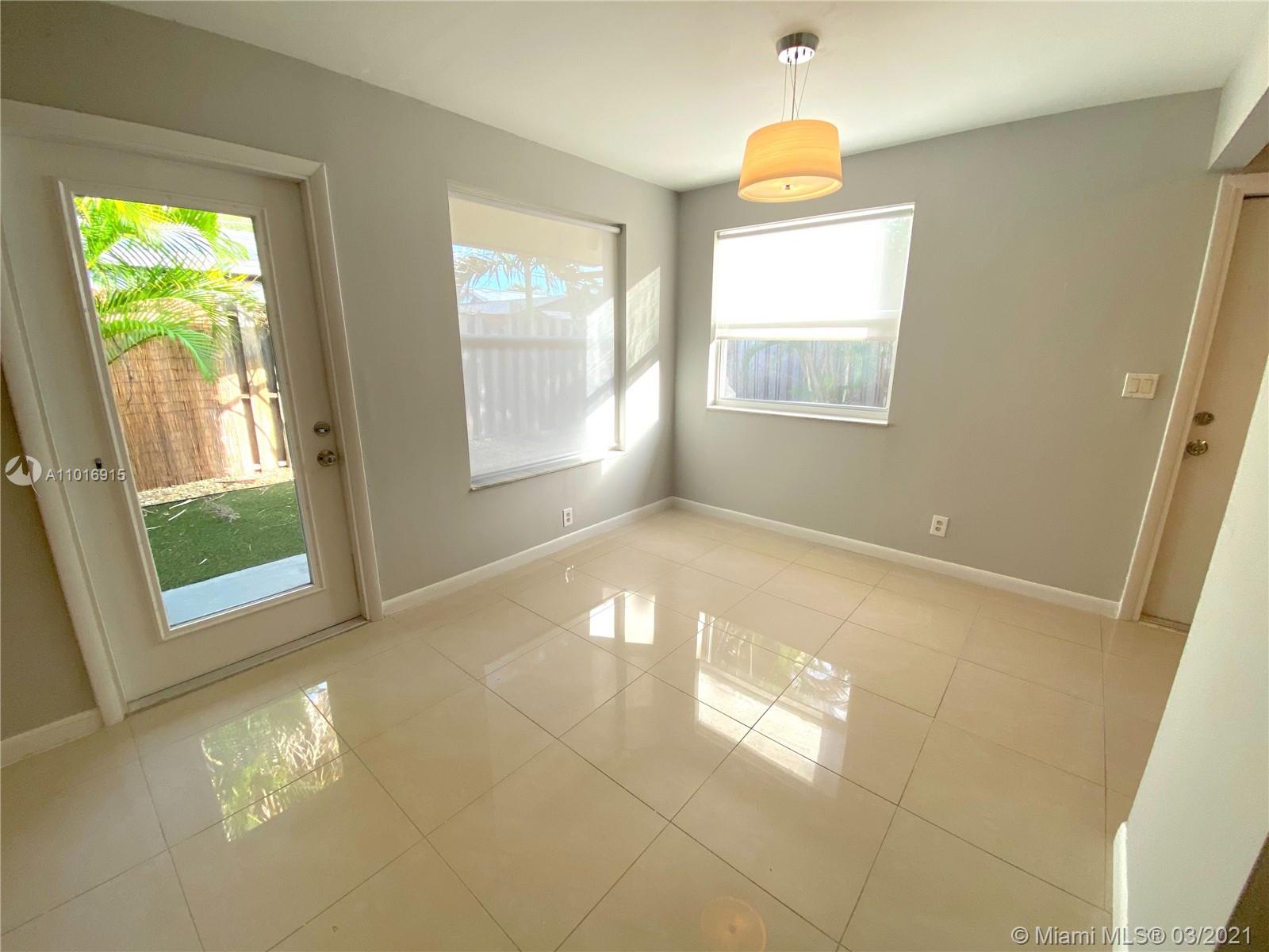 See details / 1995 sq. ft. $ 2021-03-22 0 Photo